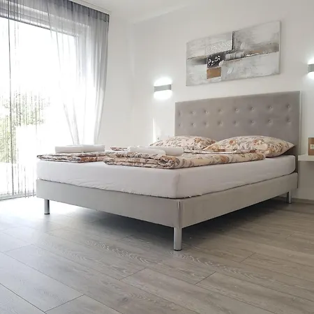 Сasa de vacaciones Mit Privatem Pool In Ruhiger Lage- By Interhome