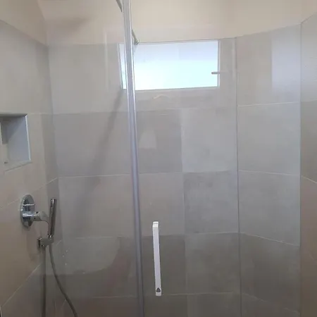 Mit Privatem Pool In Ruhiger Lage- By Interhome Vikendica Kastel